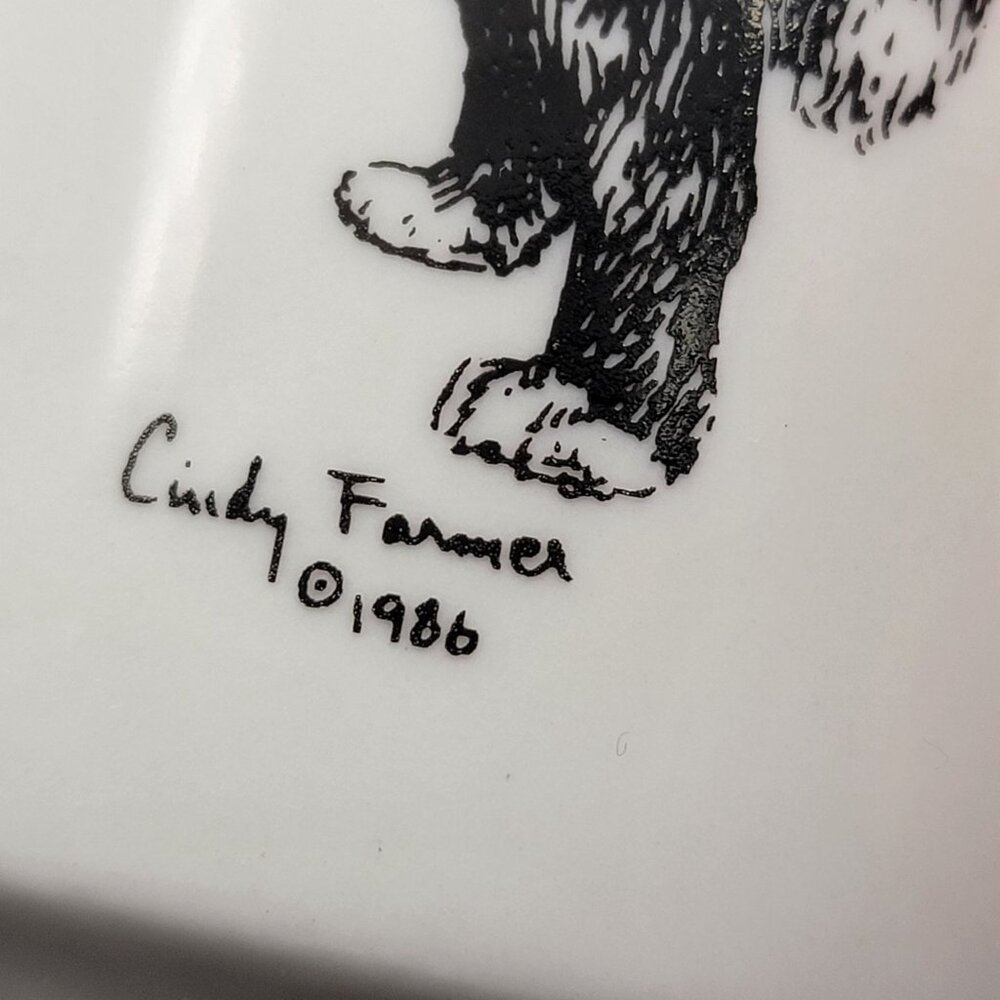 Vintage Newfoundland Dog Ceramic Coffee Mugs By Cindy Farmer 1986 Set of 2 - Picture 8 of 9